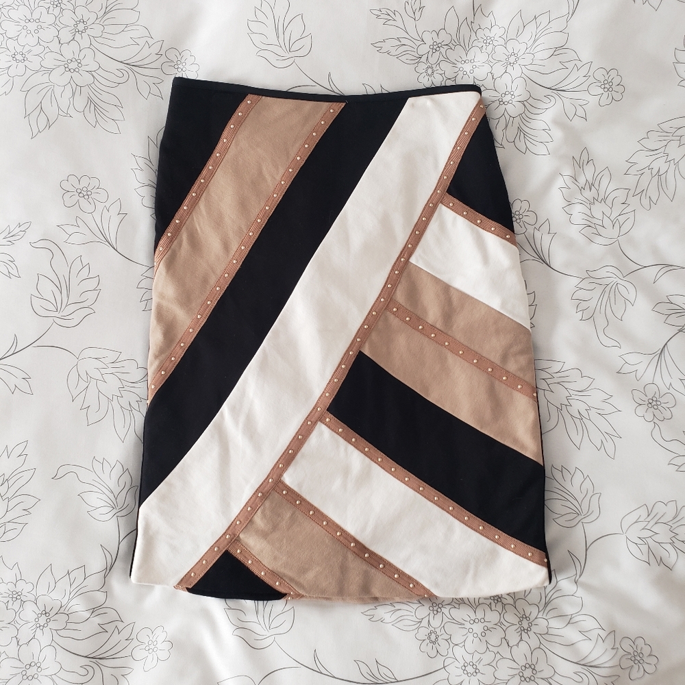 White House Black Market Skirt